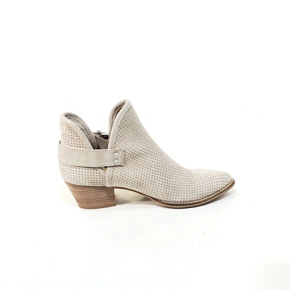 Dolce Vita Simon Booties Pointed Toe Perforated Ta - Picture 2 of 7